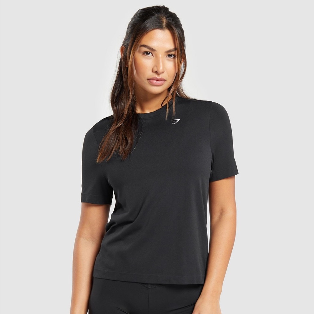 Gymshark everyday seemless black tshirt regular fit M no rips no stains
